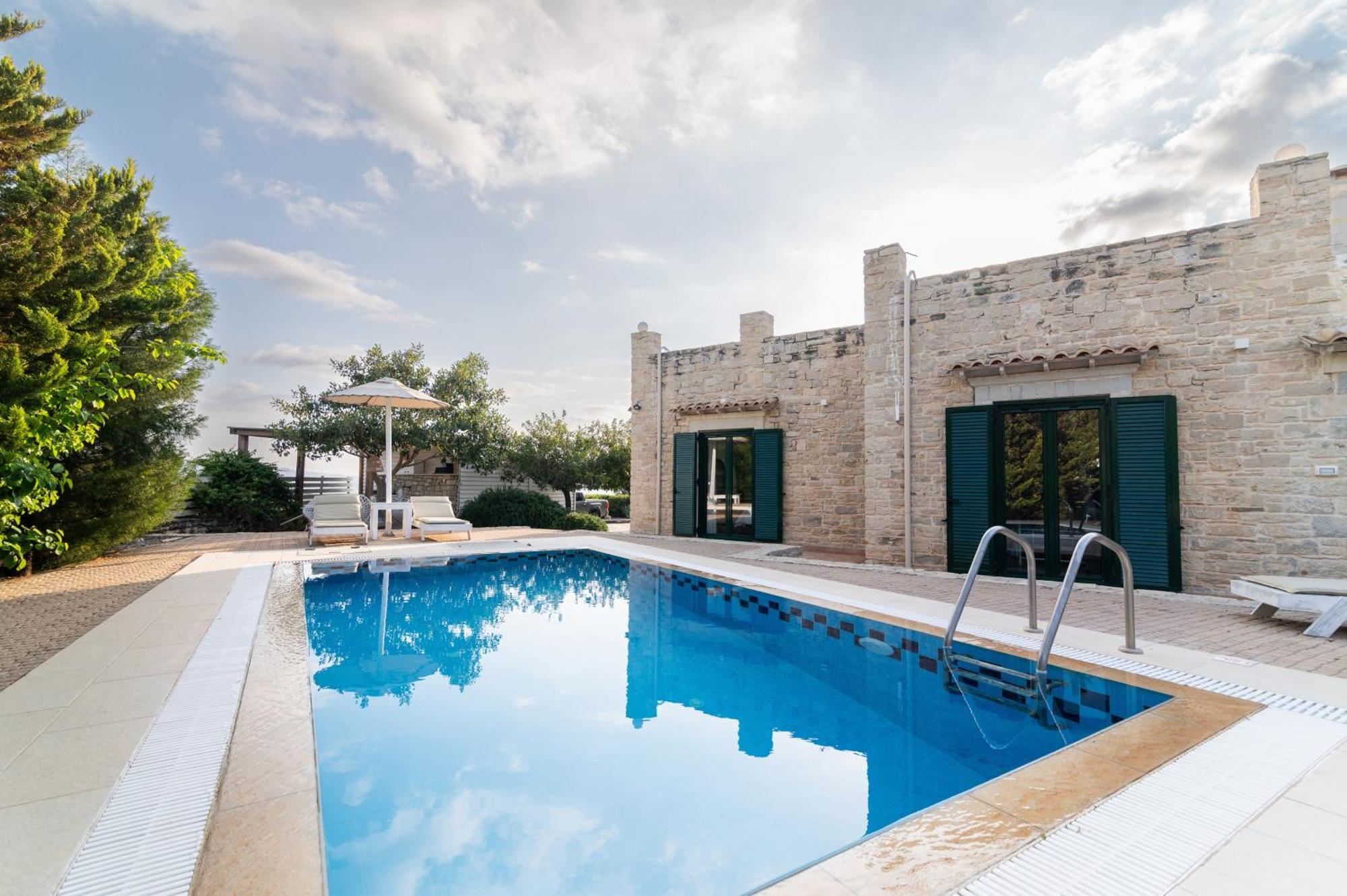 Carob Villa Moírai Buitenkant foto