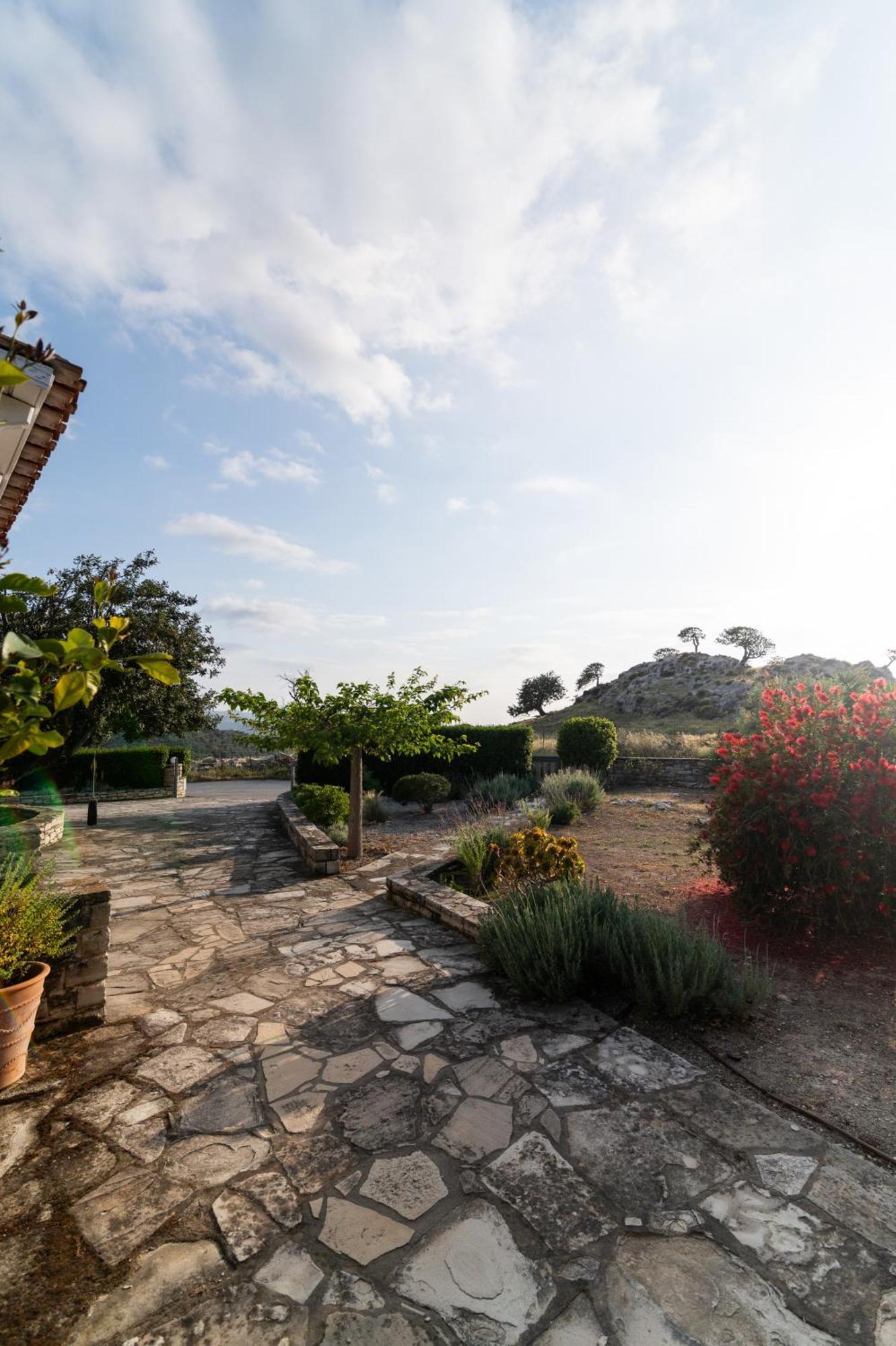 Carob Villa Moírai Buitenkant foto