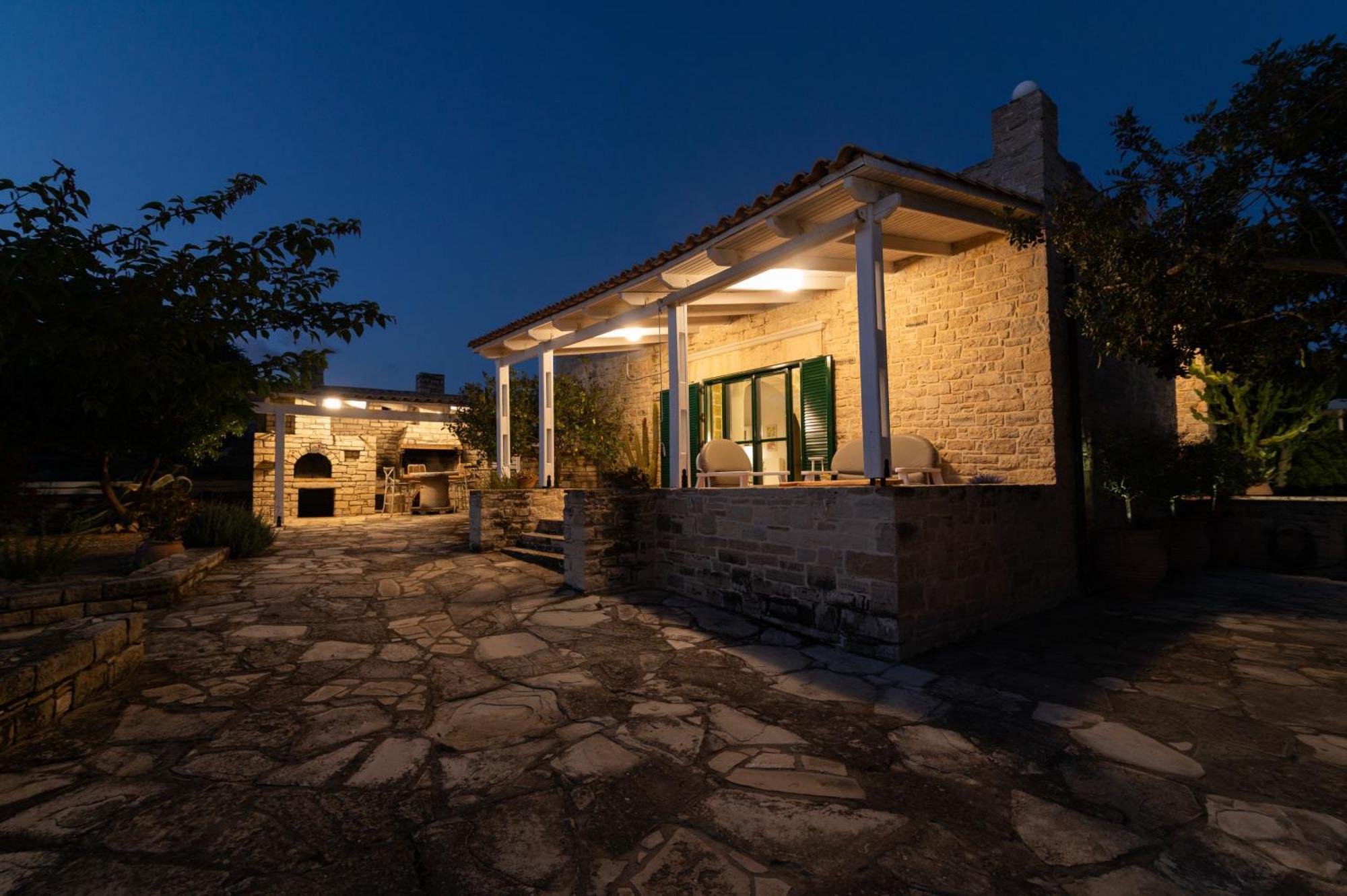 Carob Villa Moírai Buitenkant foto